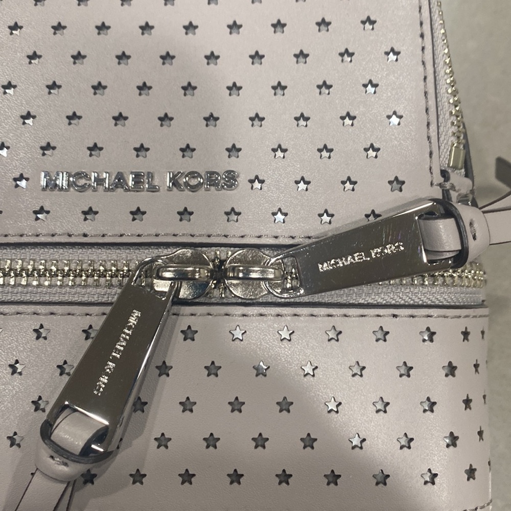 NWT michael kors rhea star mini backpack grey - Picture 6 of 13
